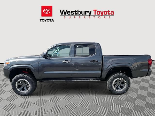 Used 2022 Toyota Tacoma SR AWD/4WD image 13