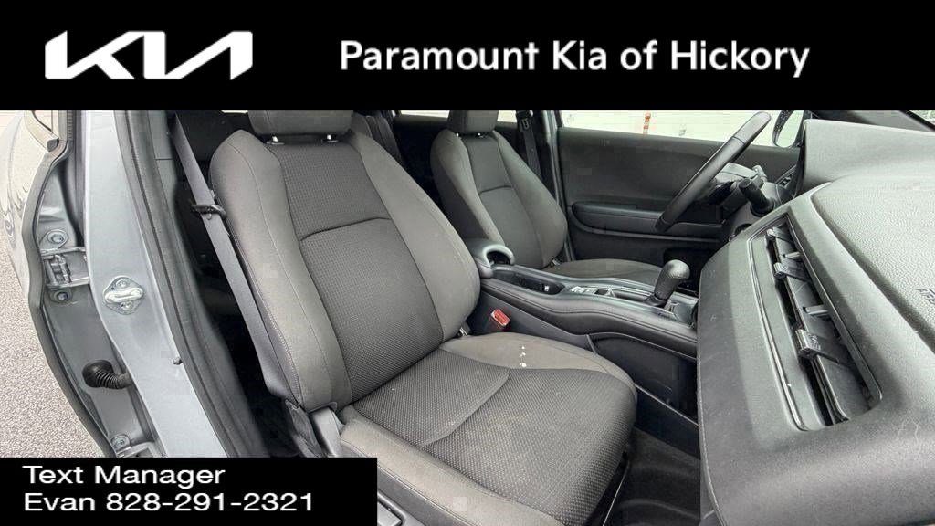 Used 2022 Honda HR-V Sport image 13