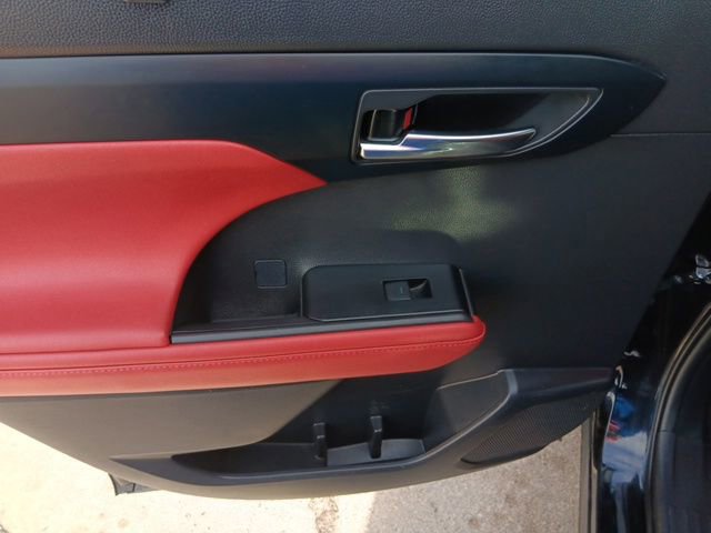 Used 2021 Toyota Highlander XSE image 24