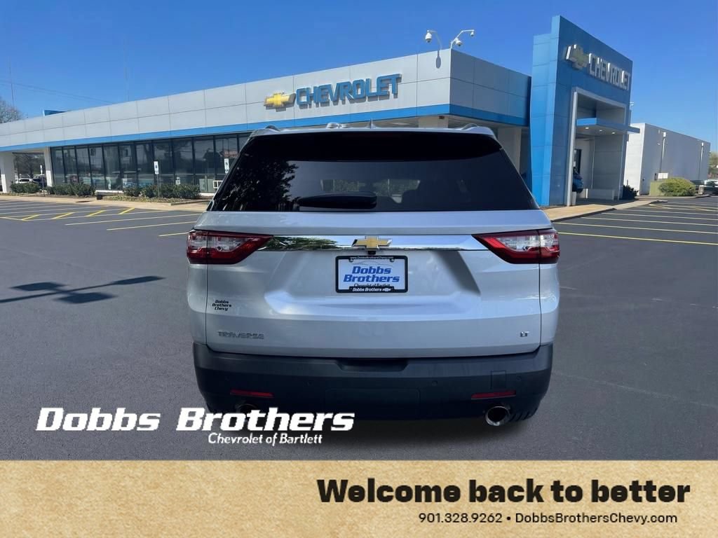 Used 2021 Chevrolet Traverse LT FWD image 7