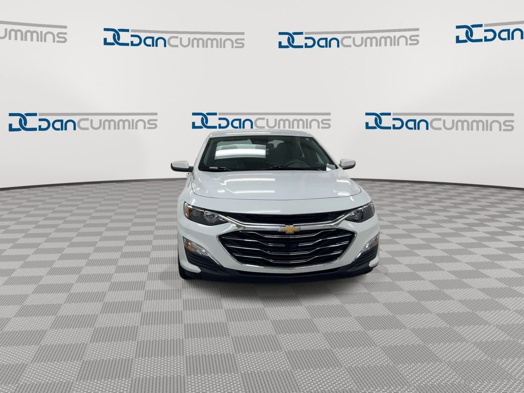Used 2022 Chevrolet Malibu LS w/ Driver Confidence Package II FWD image 3