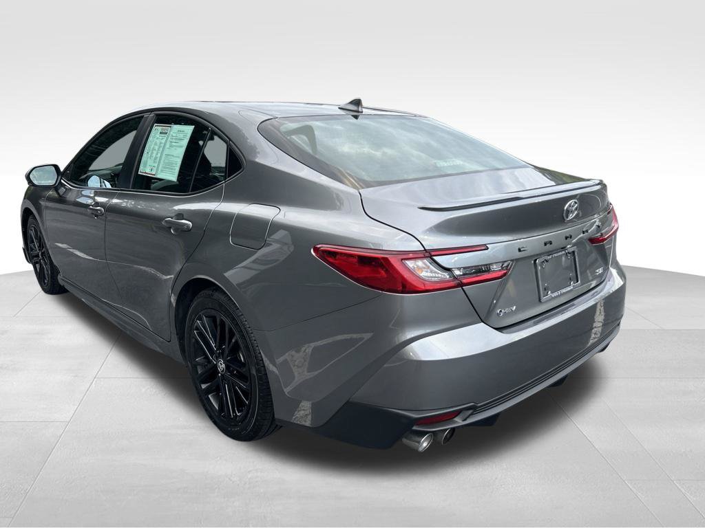 Certified 2025 Toyota Camry SE FWD image 3