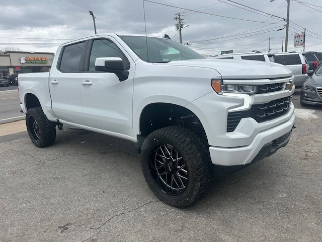 Used 2022 Chevrolet Silverado 1500 LT image 3
