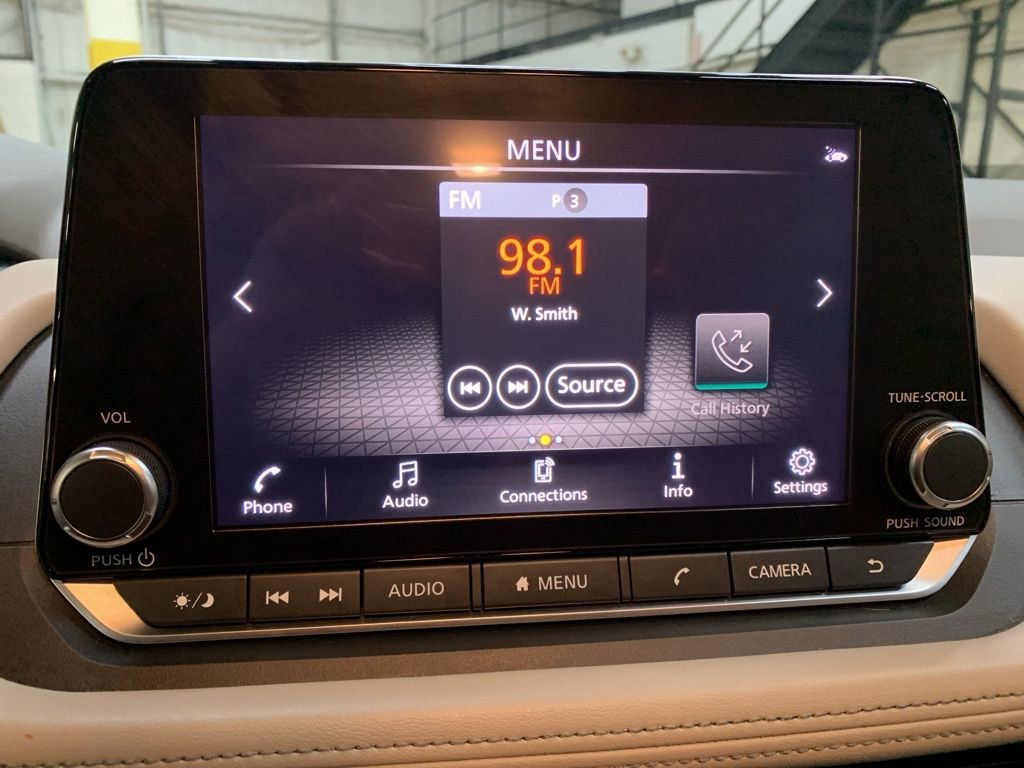 Used 2023 Nissan Rogue SV image 20