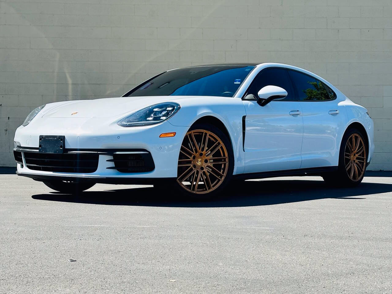 Used 2017 Porsche Panamera 4S AWD/4WD image 6
