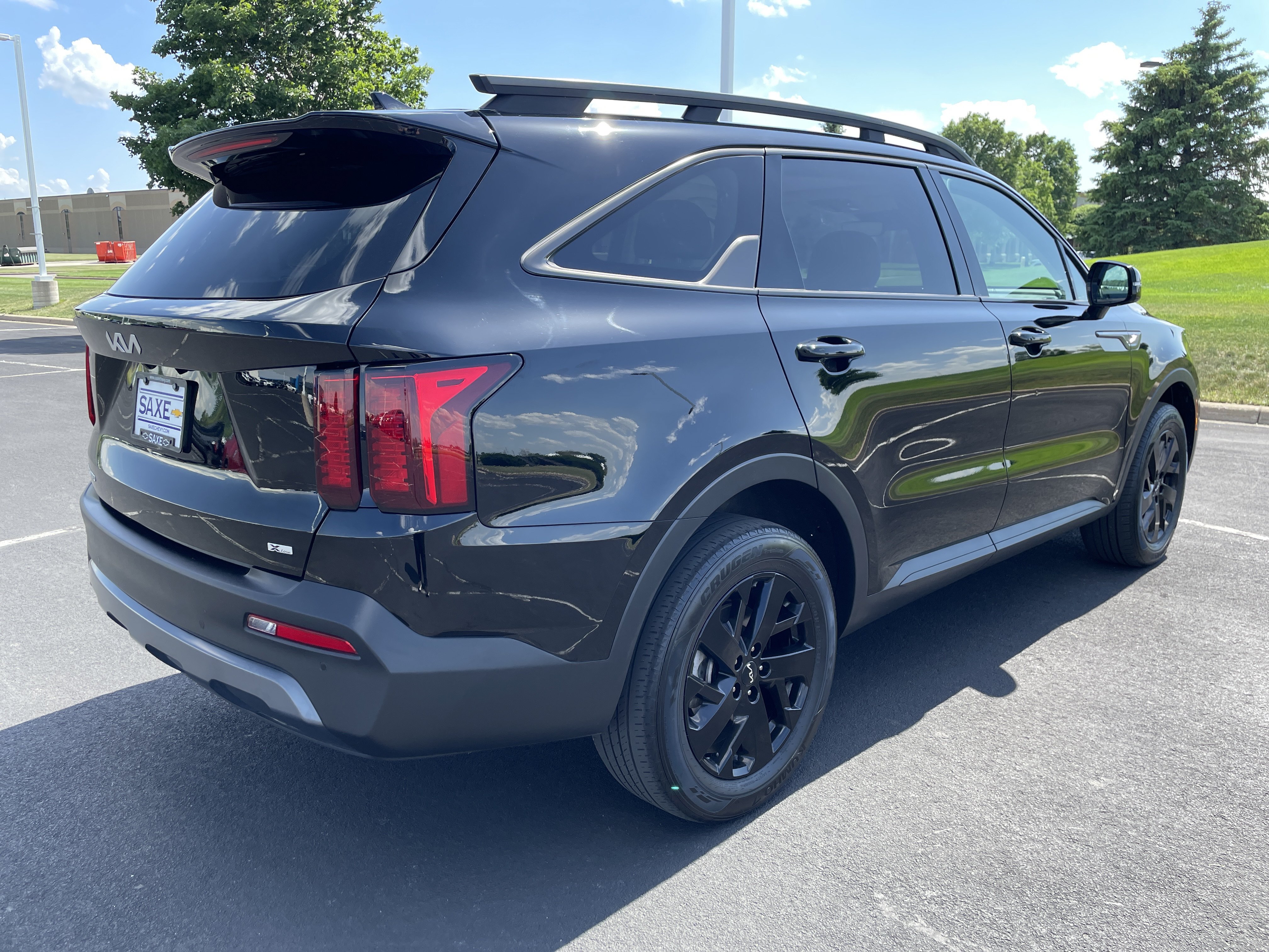 Used 2023 Kia Sorento S w/ Panoramic Sunroof Package AWD/4WD image 4