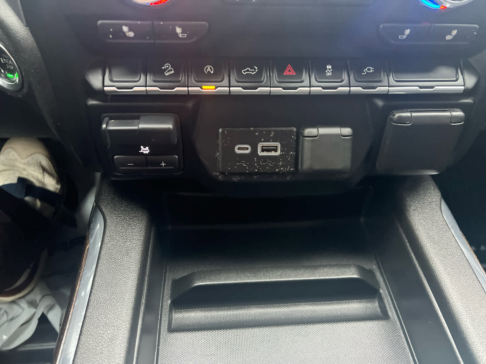 Used 2020 GMC Sierra 1500 Elevation w/ Elevation Value Package image 30