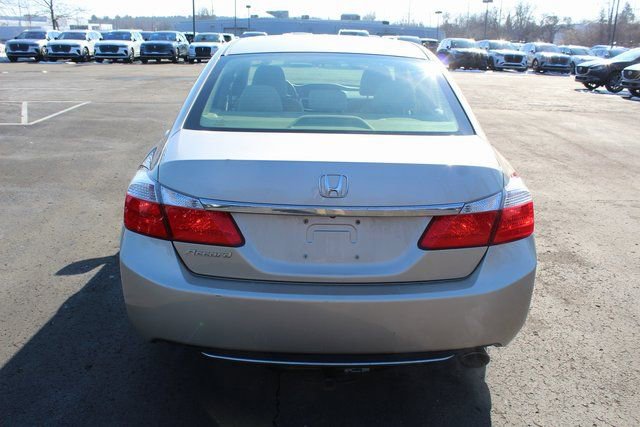 Used 2013 Honda Accord EX image 4