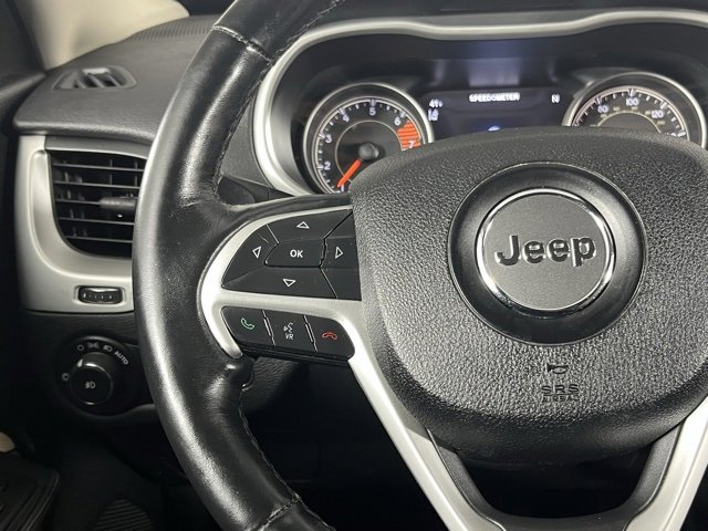 Used 2016 Jeep Cherokee Limited w/ Luxury Group image 14