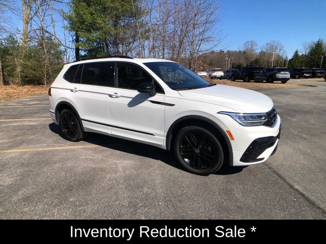 Used 2022 Volkswagen Tiguan SE R-Line AWD/4WD image 8