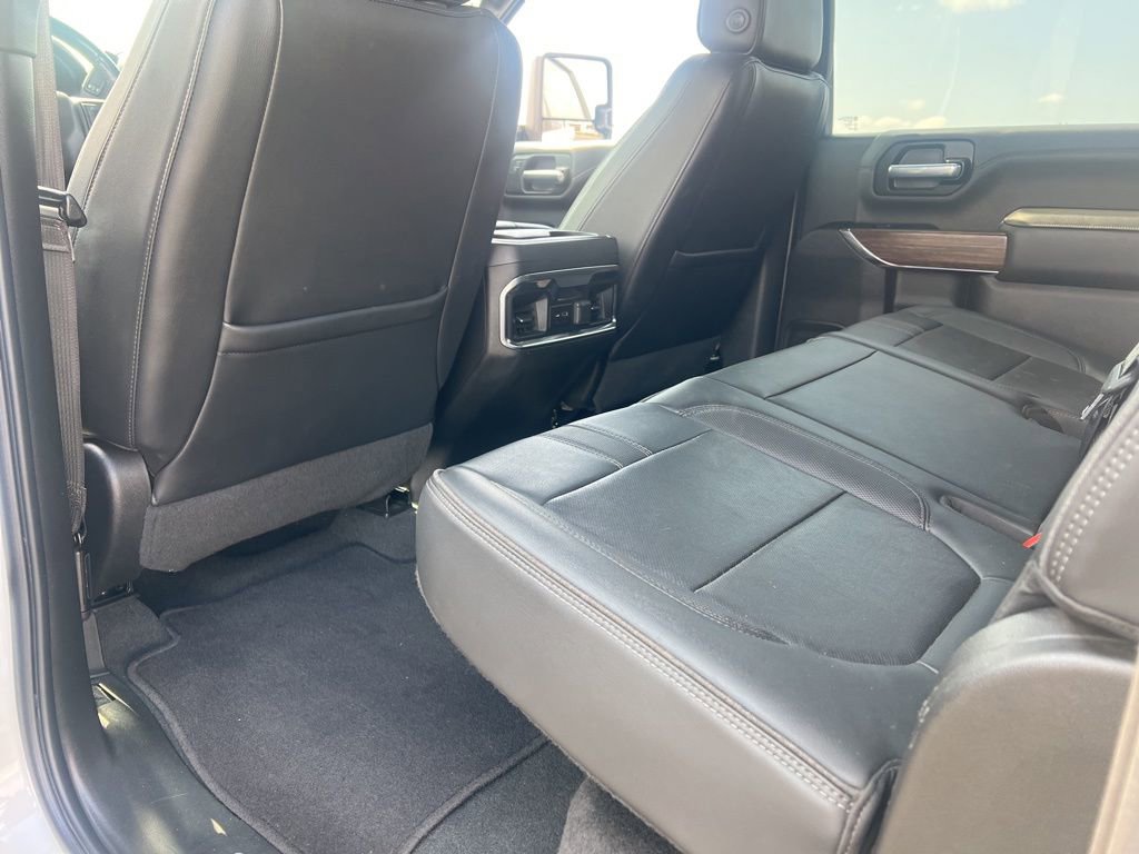 Certified 2022 Chevrolet Silverado 2500 High Country w/ Safety Package II image 9