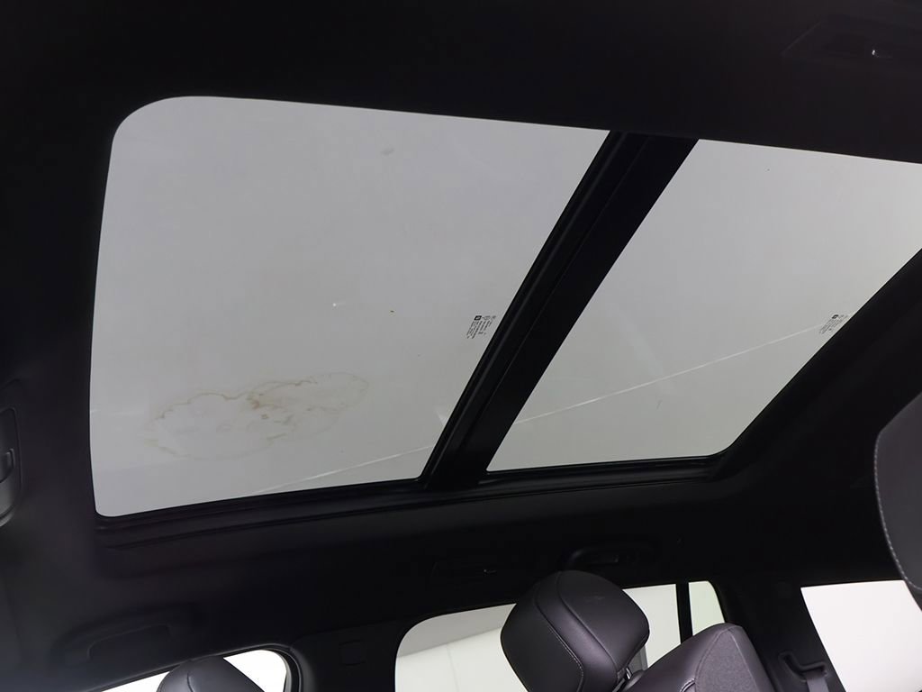 Used 2023 Cadillac XT6 Luxury image 23