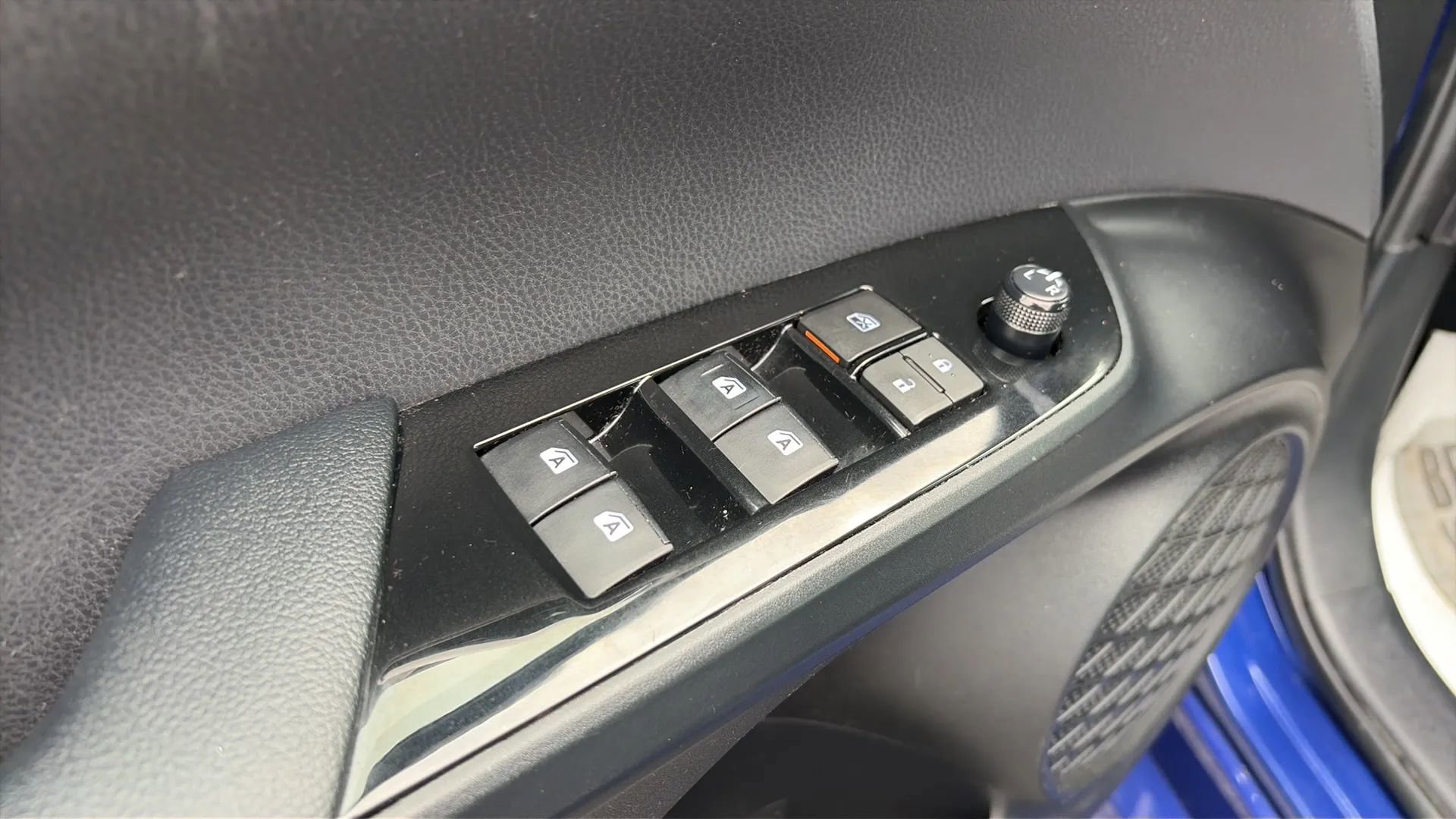 Used 2017 Toyota Prius Four Touring image 11