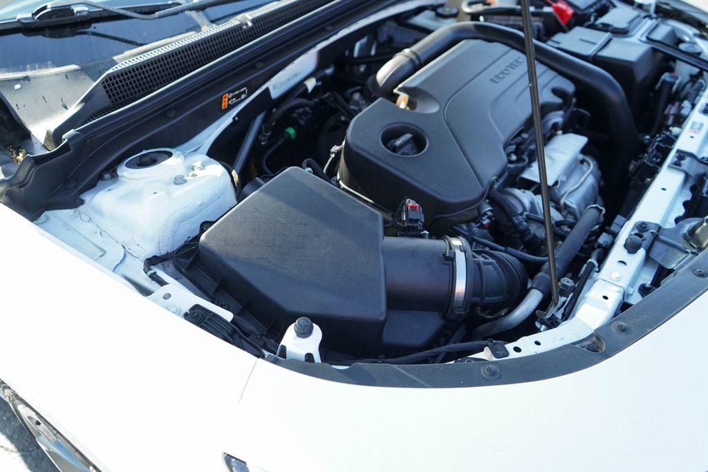 Used 2021 Chevrolet Malibu LT image 34