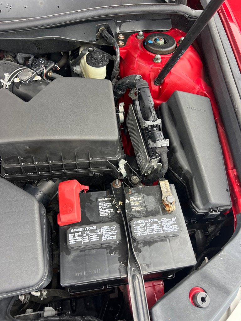 Used 2014 Toyota Camry L image 43