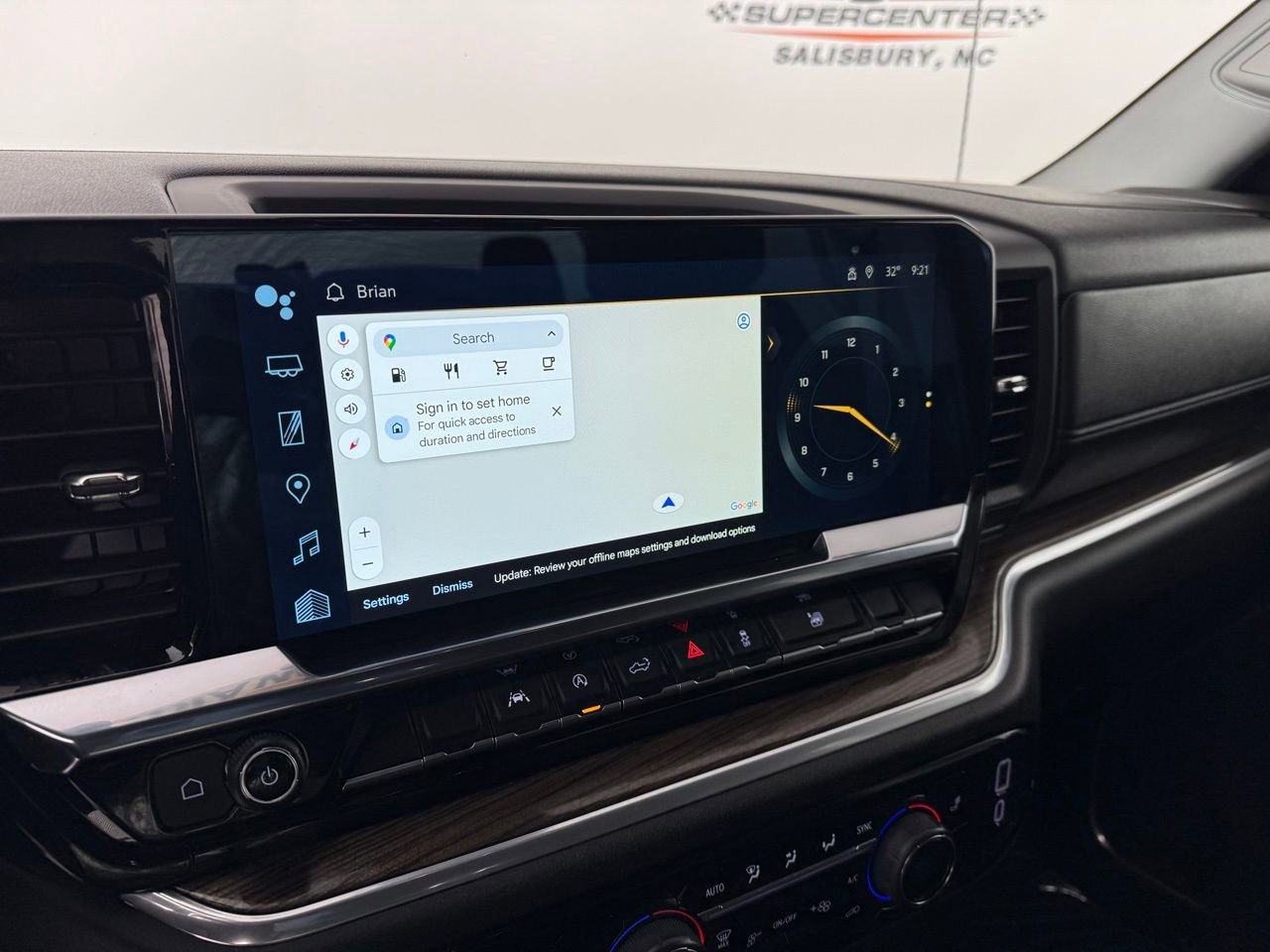 Used 2024 Chevrolet Silverado 1500 LT image 14