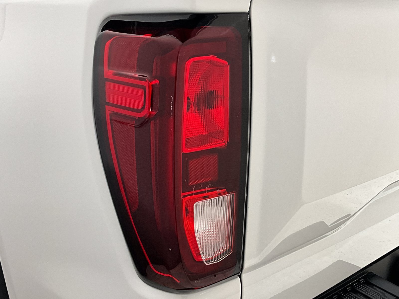 Used 2025 GMC Sierra 1500 Elevation AWD/4WD image 26