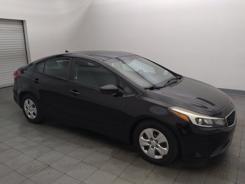 Used 2017 Kia Forte LX FWD image 11