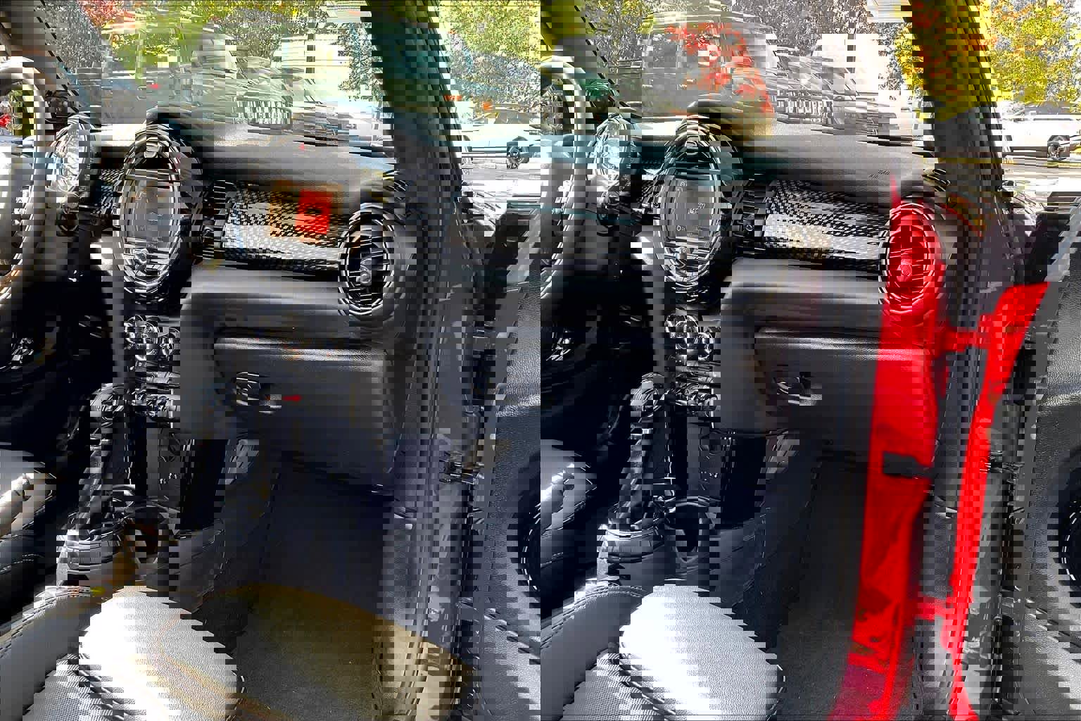 Used 2017 MINI Cooper S image 18