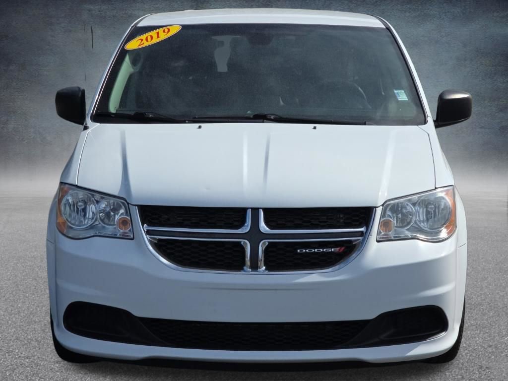 Used 2019 Dodge Grand Caravan SE w/ UConnect Hands-Free Group FWD video 2
