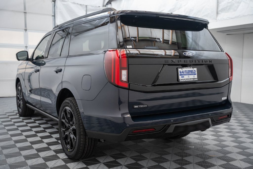 New 2027 Ford Expedition Platinum AWD/4WD image 6