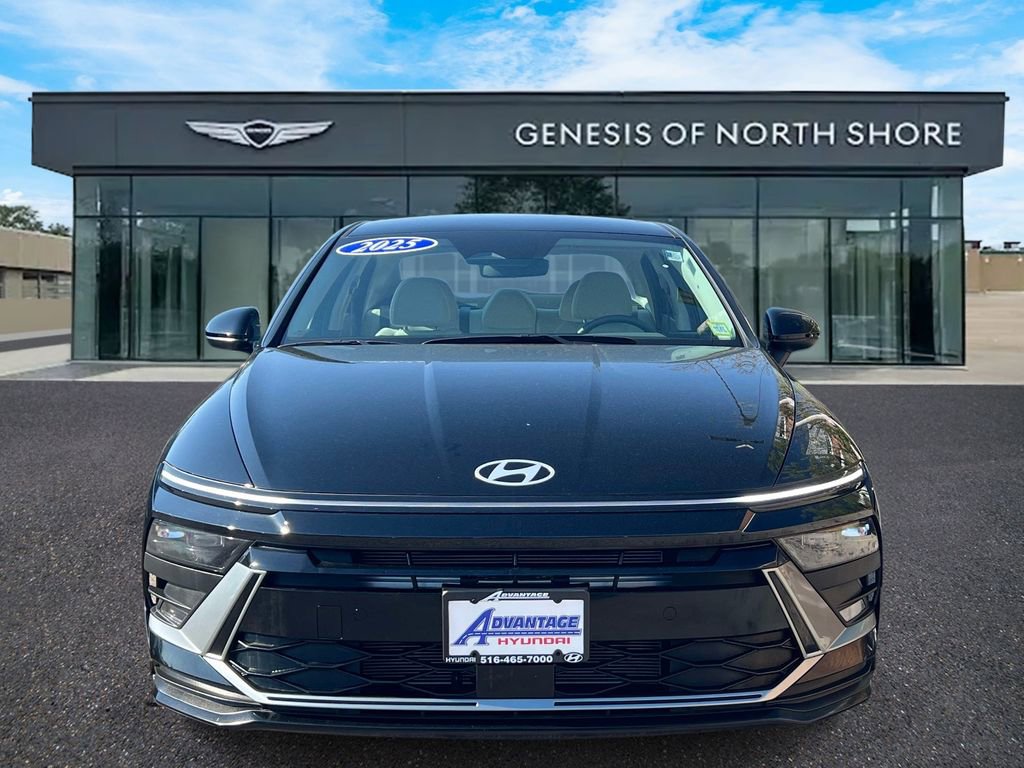 Certified 2025 Hyundai Sonata SE FWD image 2