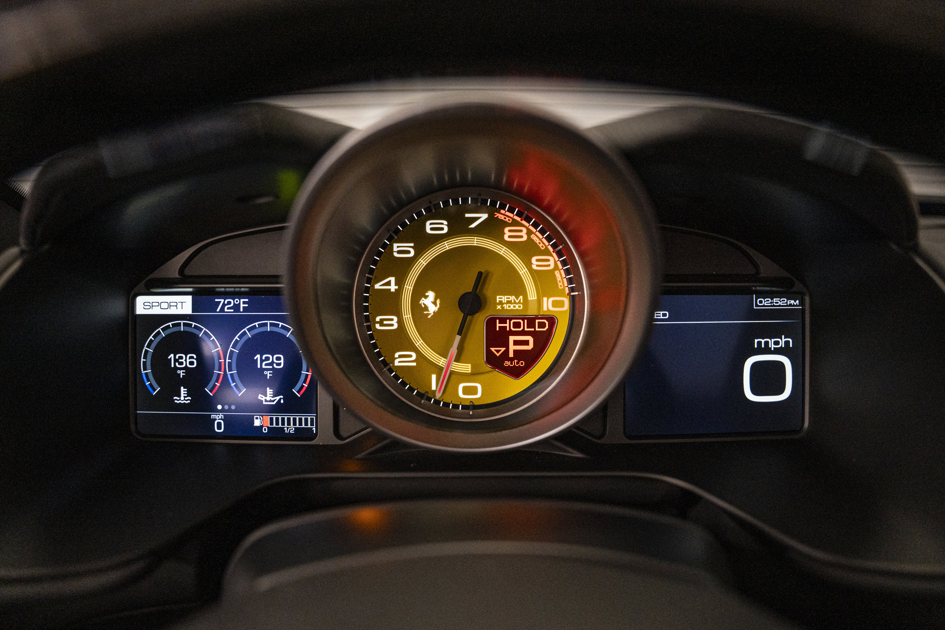 Used 2019 Ferrari Portofino RWD image 40