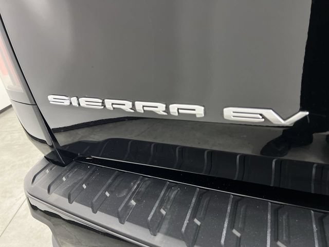 Certified 2026 GMC Sierra EV Denali AWD/4WD image 32