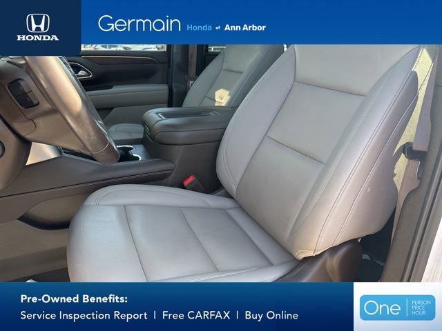 Used 2024 Chevrolet Suburban Z71 w/ Luxury Package AWD/4WD image 27