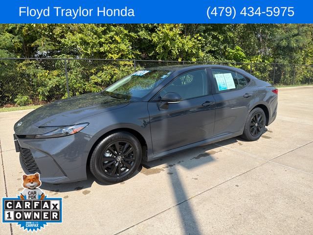 Used 2025 Toyota Camry LE FWD video 1