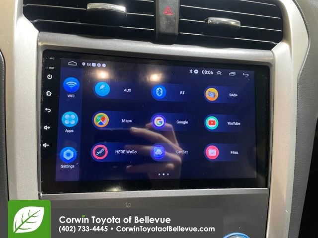 Used 2015 Ford Fusion SE image 19