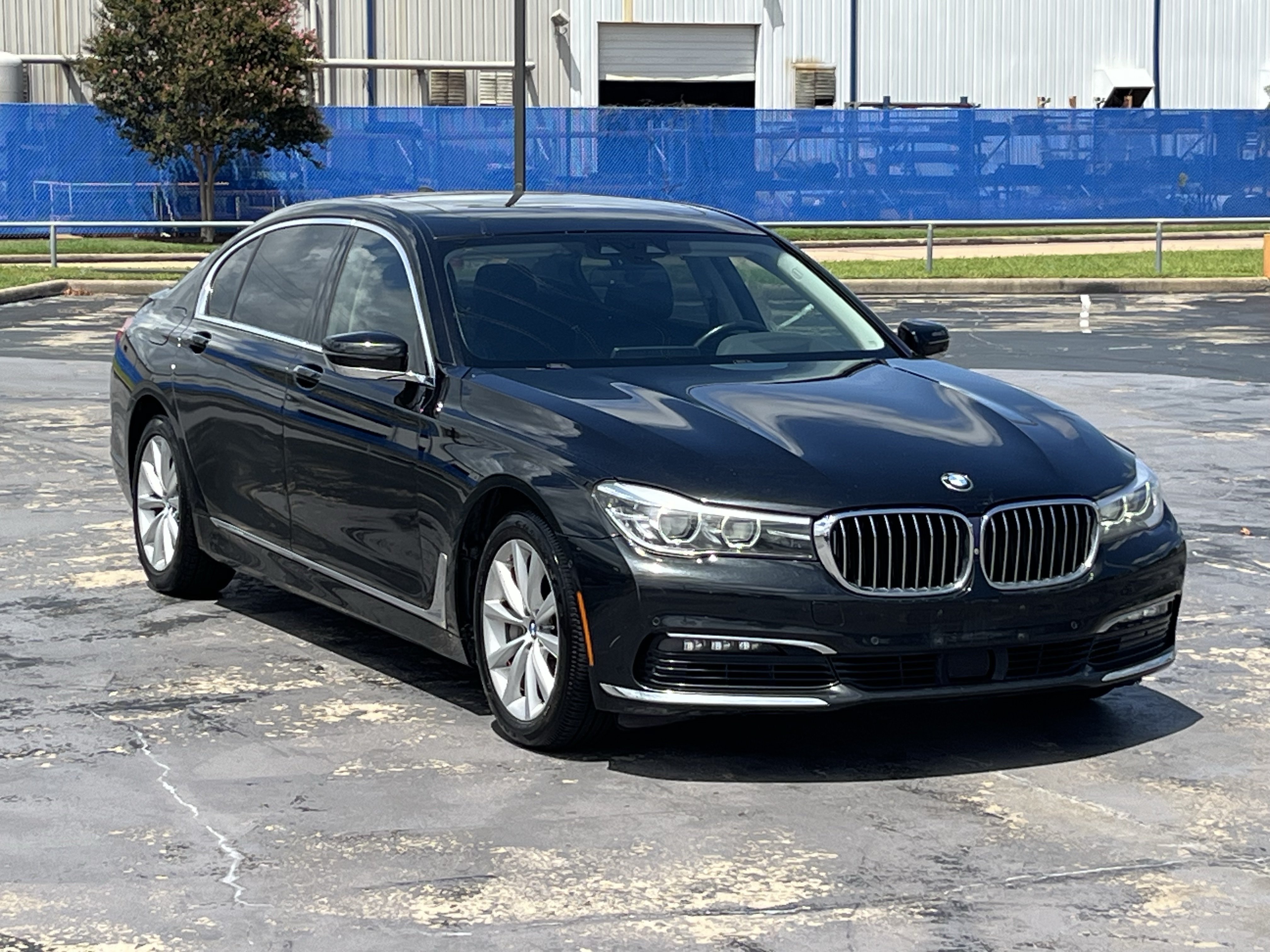 Used 2018 BMW 740i RWD image 5