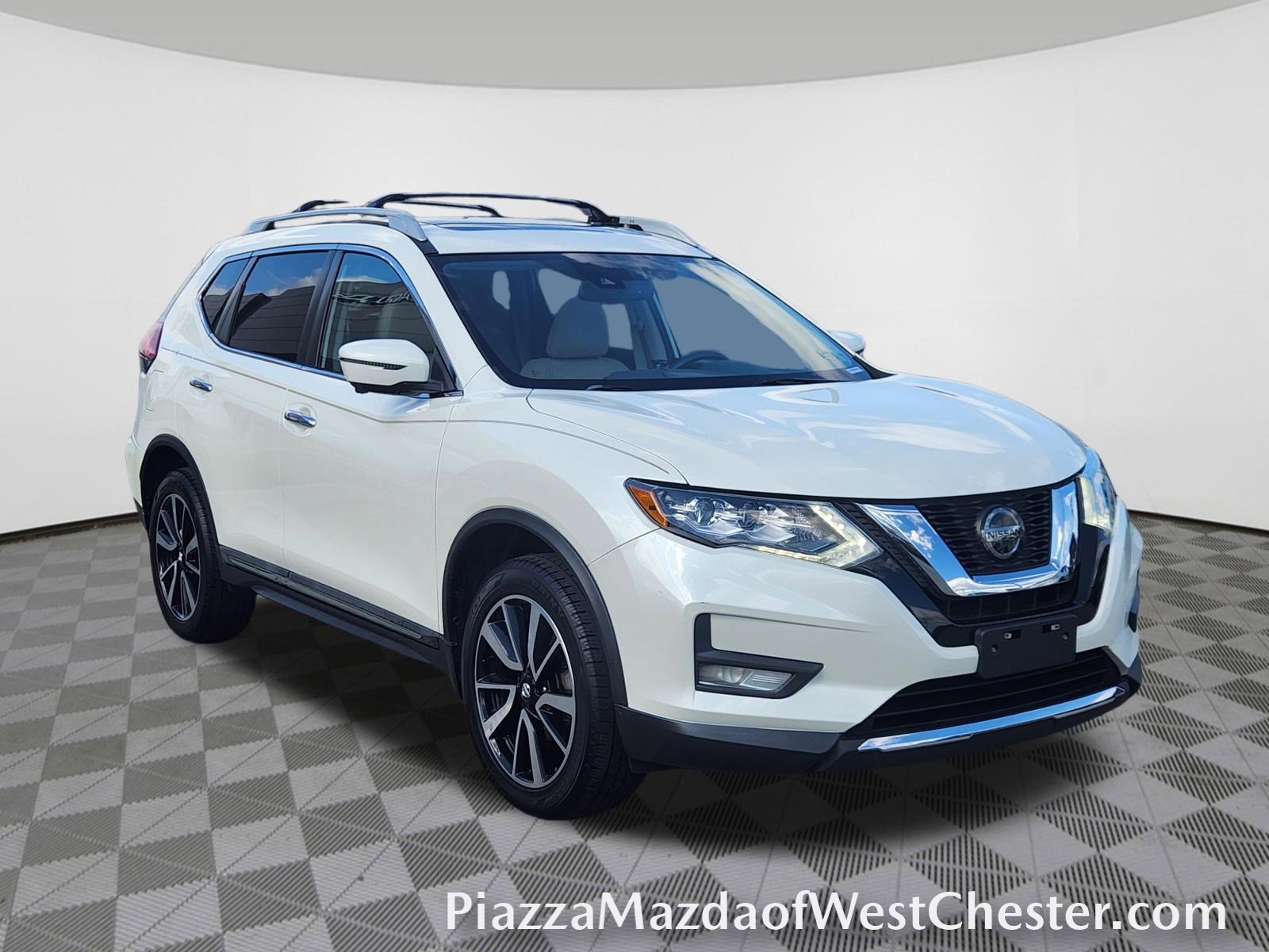 Used 2020 Nissan Rogue SL w/ Premium Package image 1