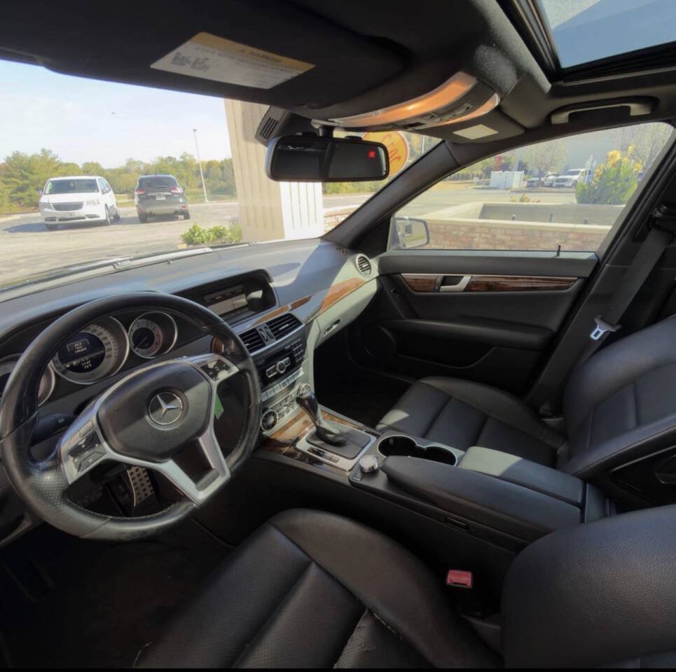 Used 2013 Mercedes-Benz C 300 4MATIC Sedan image 5