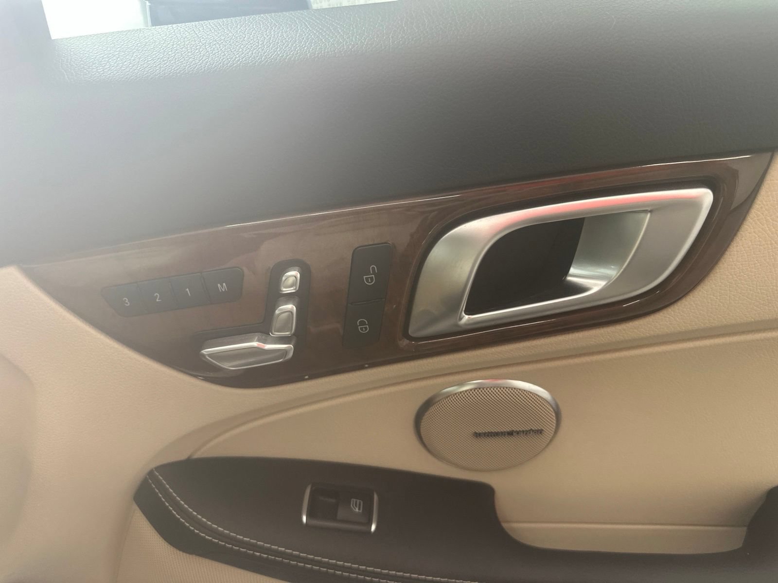 Used 2017 Mercedes-Benz SLC 300 image 11