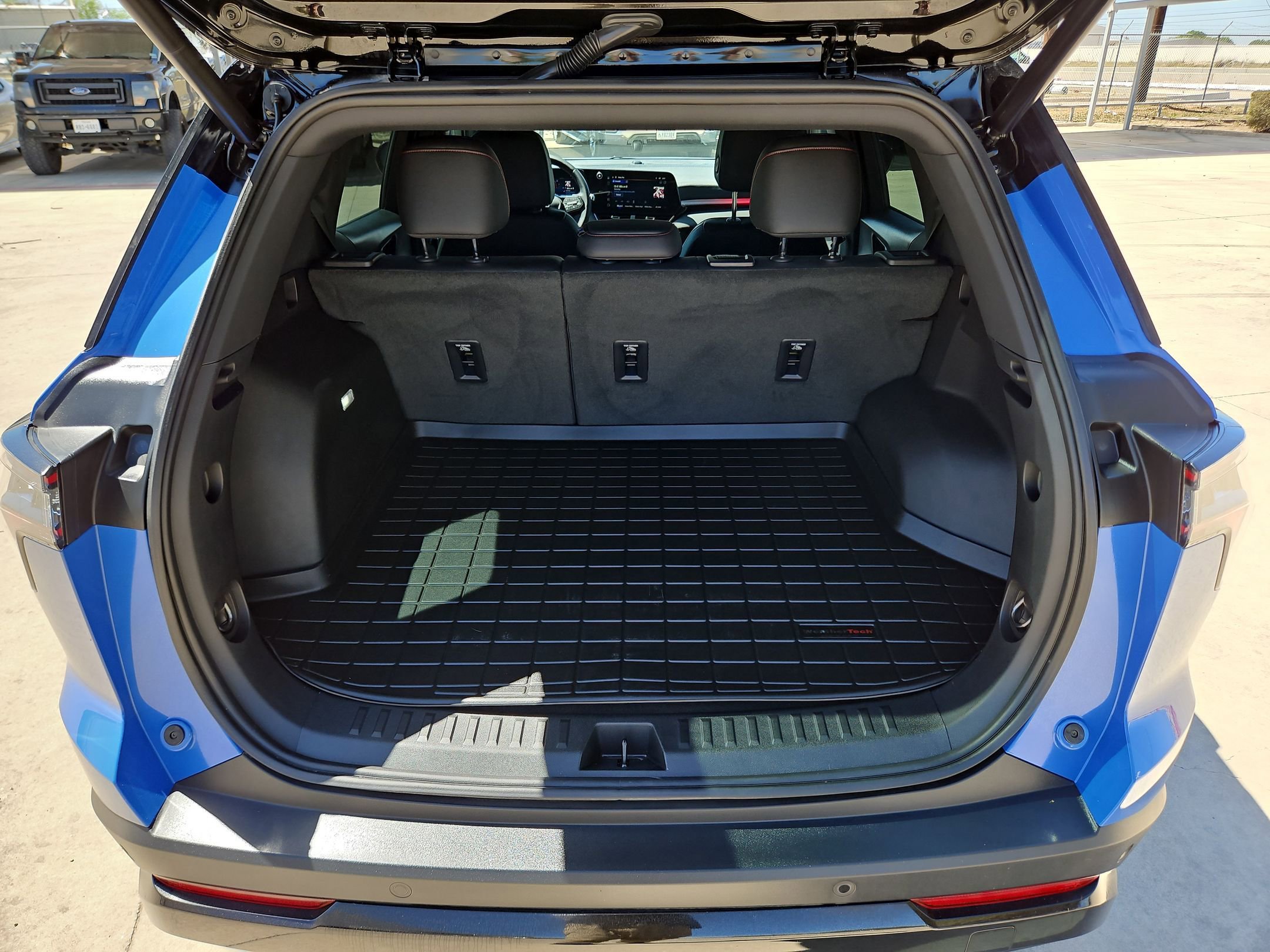 Certified 2025 Chevrolet Equinox RS w/ Safety and Technology Package image 27