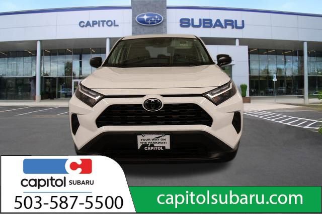 Used 2024 Toyota RAV4 LE image 8