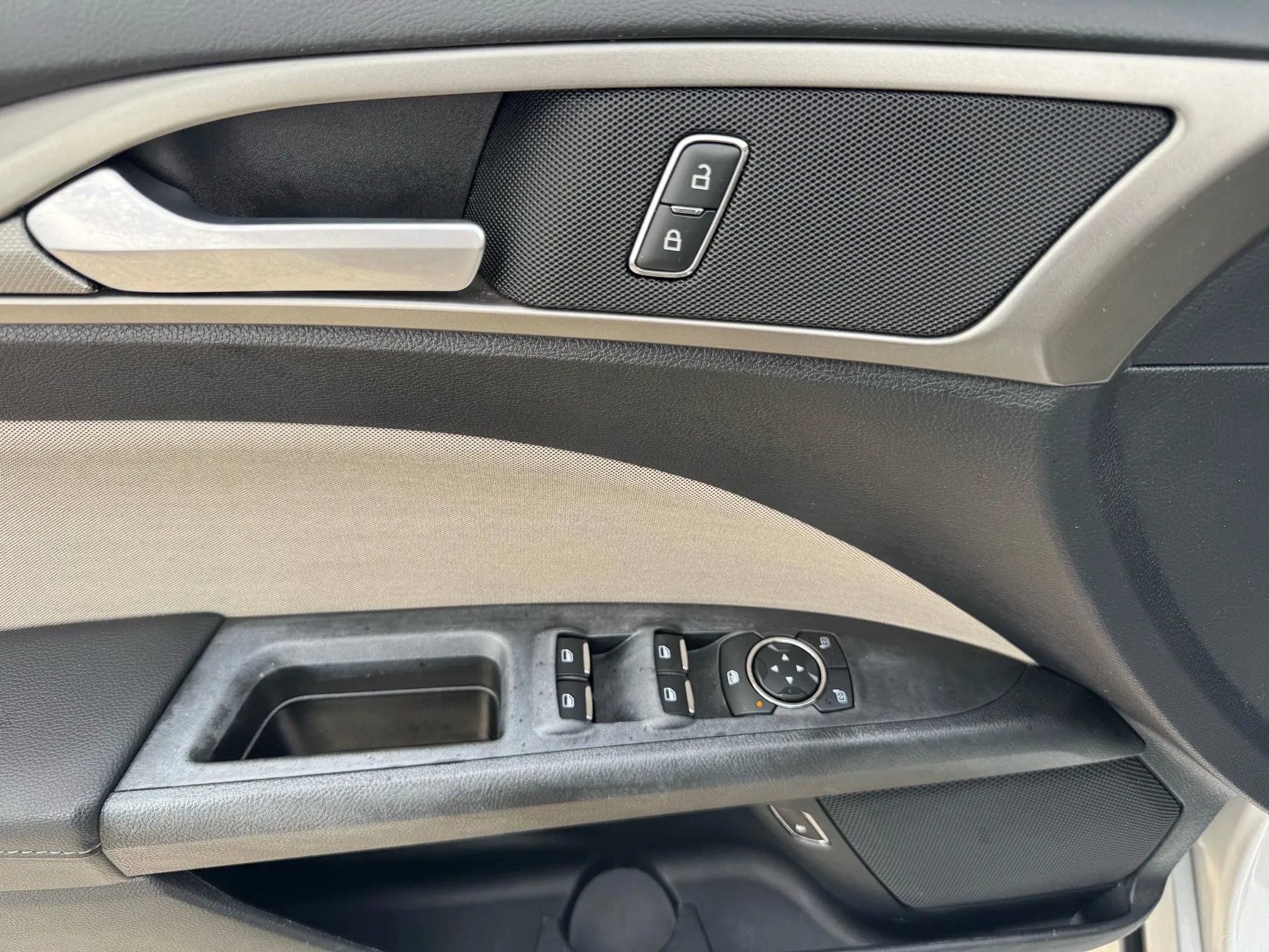 Used 2018 Ford Fusion S image 23