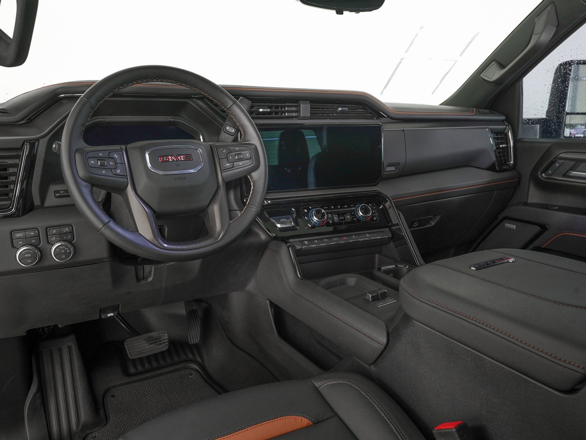 Used 2025 GMC Sierra 2500 AT4 w/ AT4 Premium Plus Package image 16