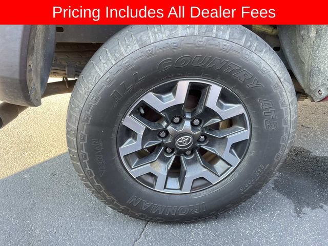 Used 2019 Toyota Tacoma TRD Off-Road w/ Technology Package AWD/4WD image 11