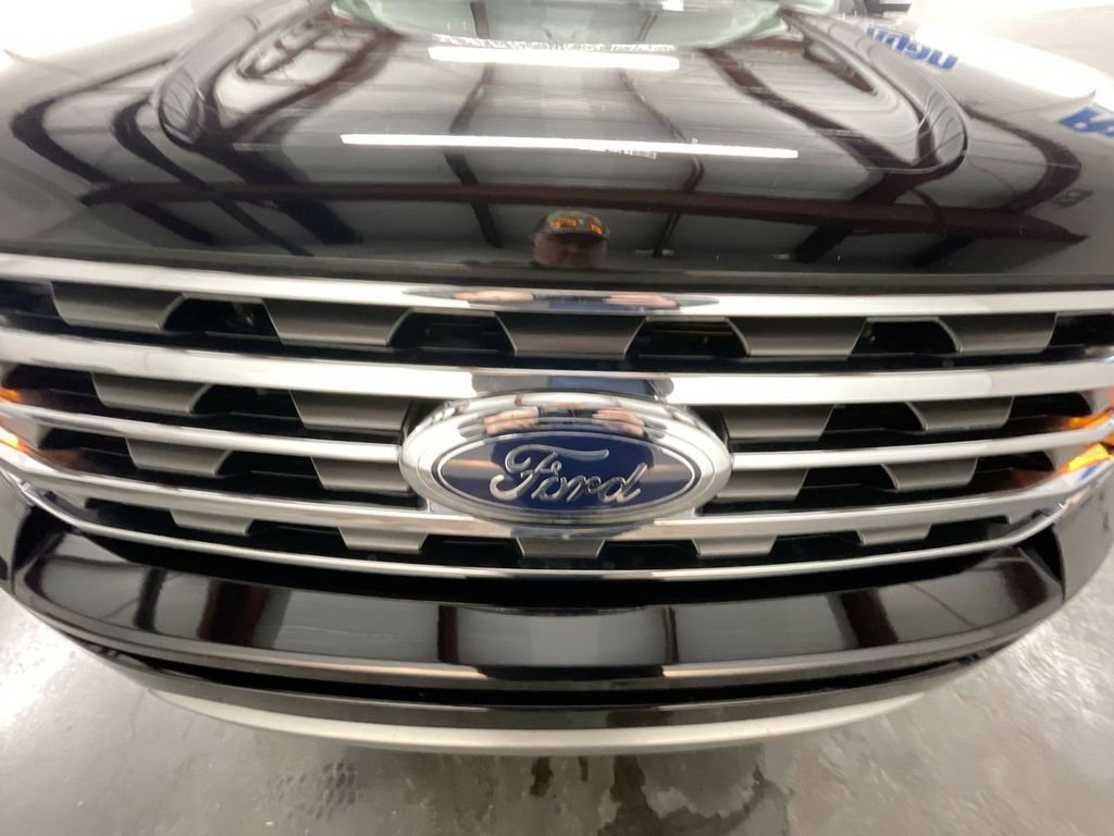 Used 2021 Ford Expedition XLT image 31