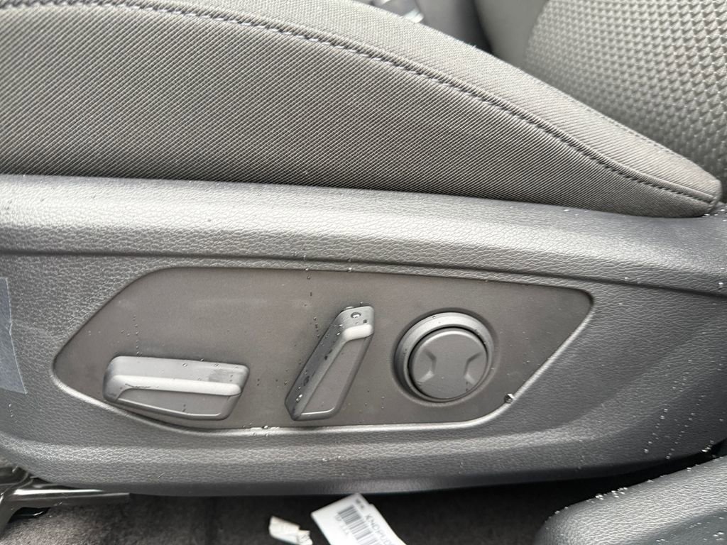 New 2026 Kia Sportage S image 17