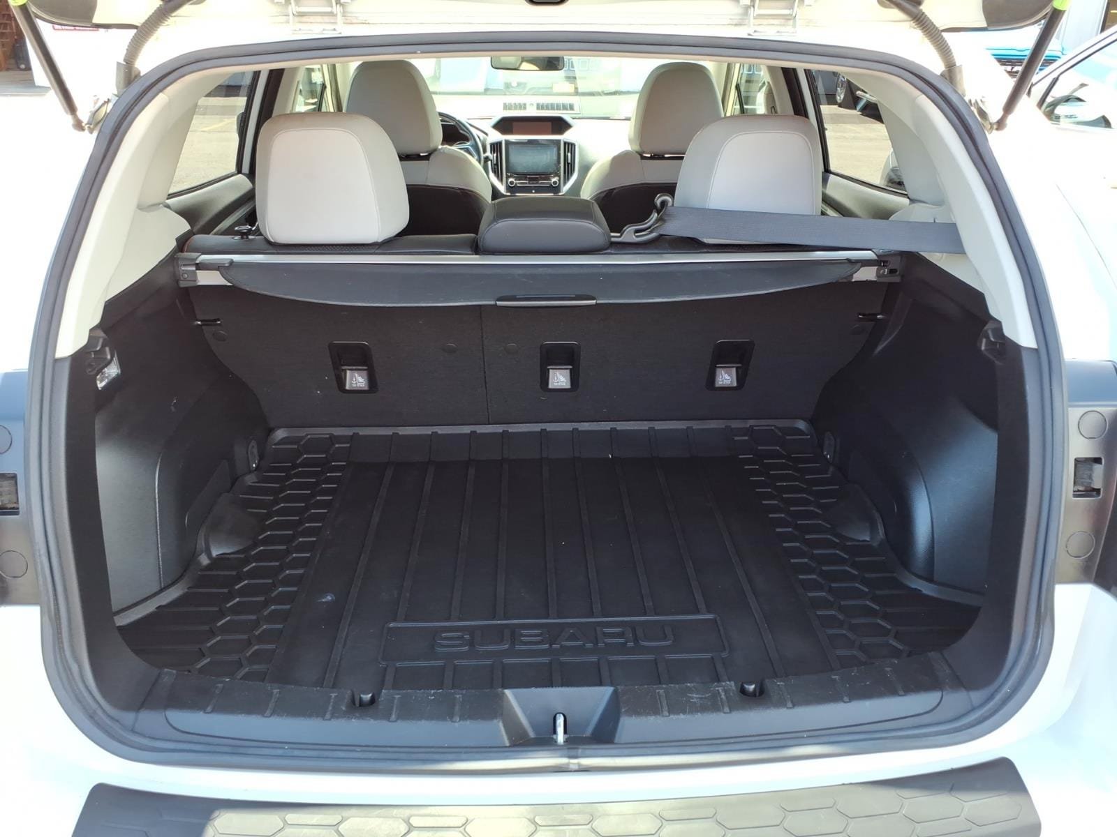 Used 2019 Subaru Crosstrek 2.0i Limited w/ Moonroof Package w/Navigation AWD/4WD image 32