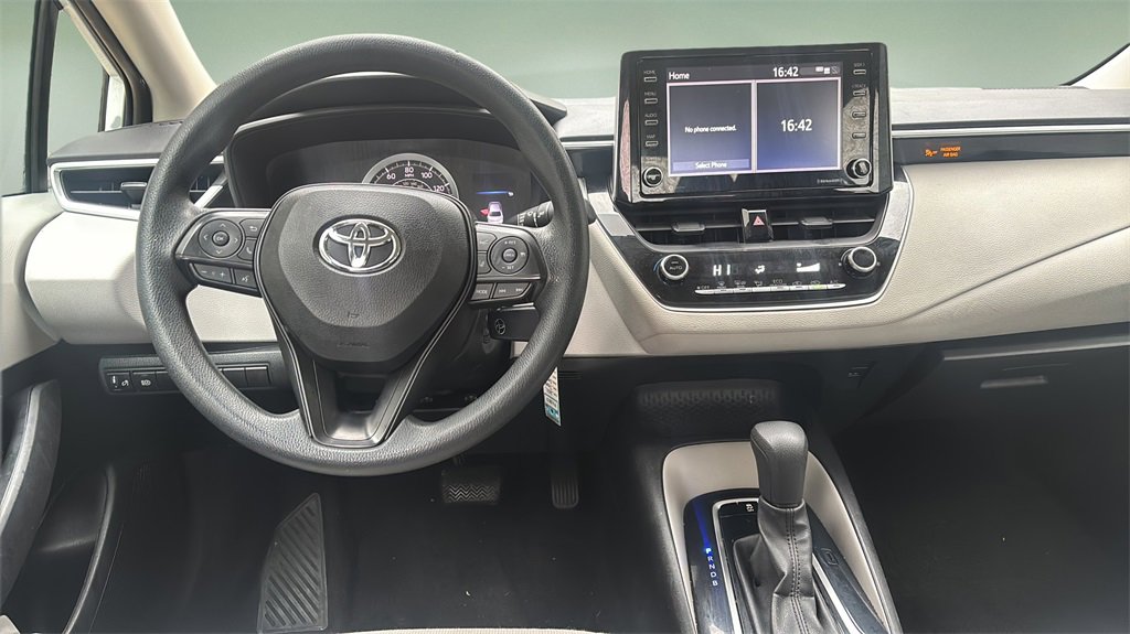 Used 2021 Toyota Corolla LE image 13