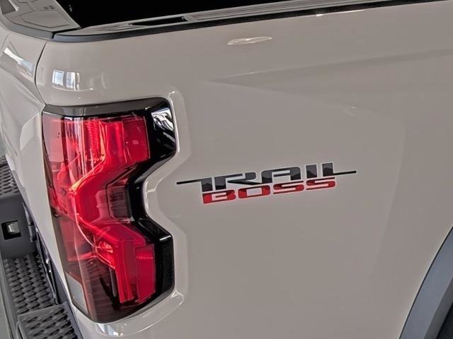 New 2026 Chevrolet Colorado Trail Boss AWD/4WD image 15