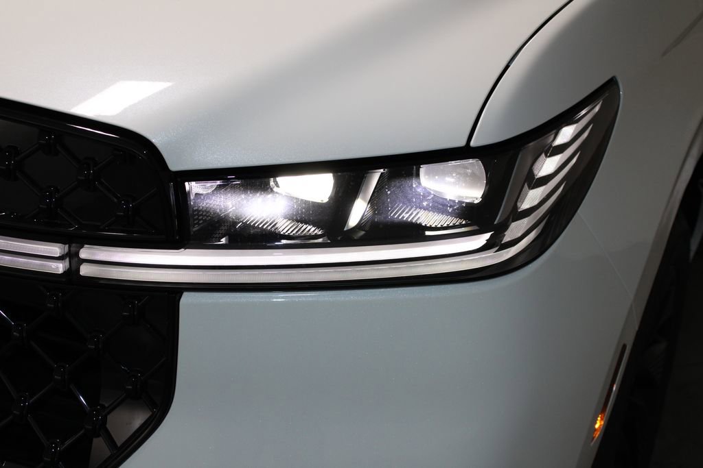 New 2025 Lincoln Navigator Reserve w/ Jet Appearance Package image 64