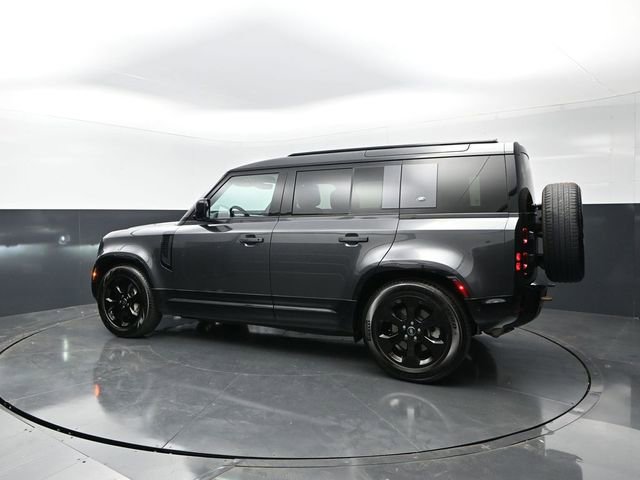 Used 2023 Land Rover Defender 110 X-Dynamic SE AWD/4WD image 2