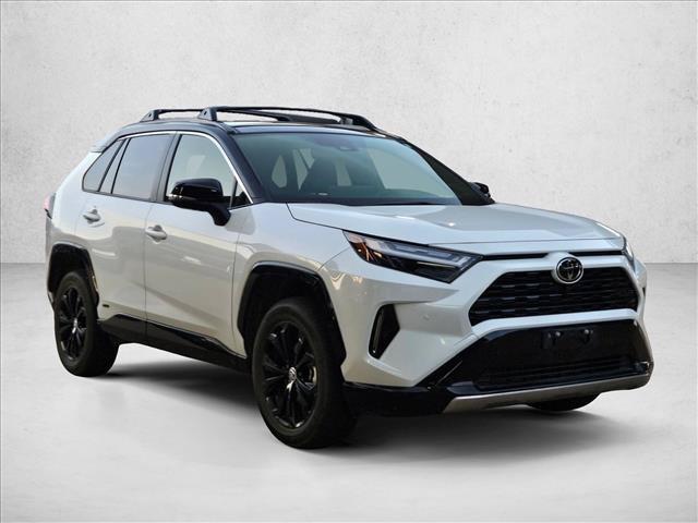 Used 2025 Toyota RAV4 XSE w/ Advanced Technology Package AWD/4WD image 3