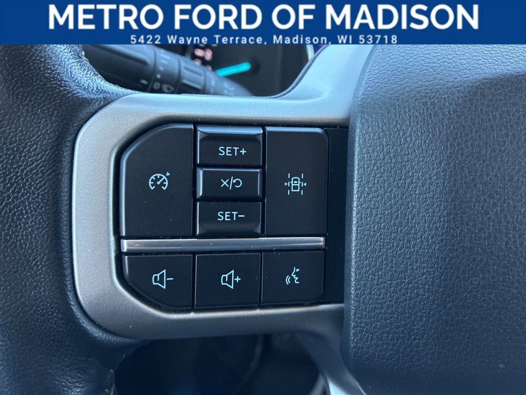 Used 2022 Ford Expedition XLT image 28