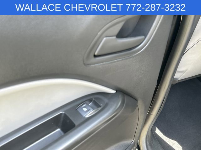 Used 2020 Chevrolet Colorado W/T w/ Custom Special Edition image 13